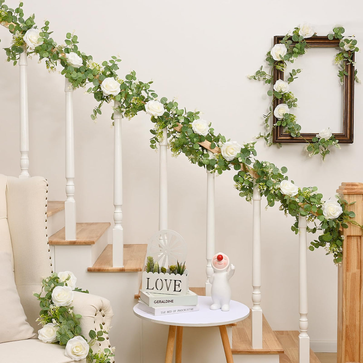 Dolicer 4-piece garland set ideal for versatile decor