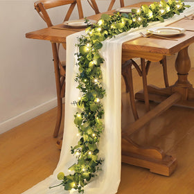 Dolicer artificial eucalyptus garland leaf detail with realistic texture