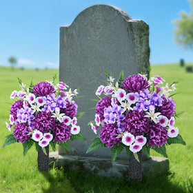Dolicer base with drainage for stable, weather-ready grave displays