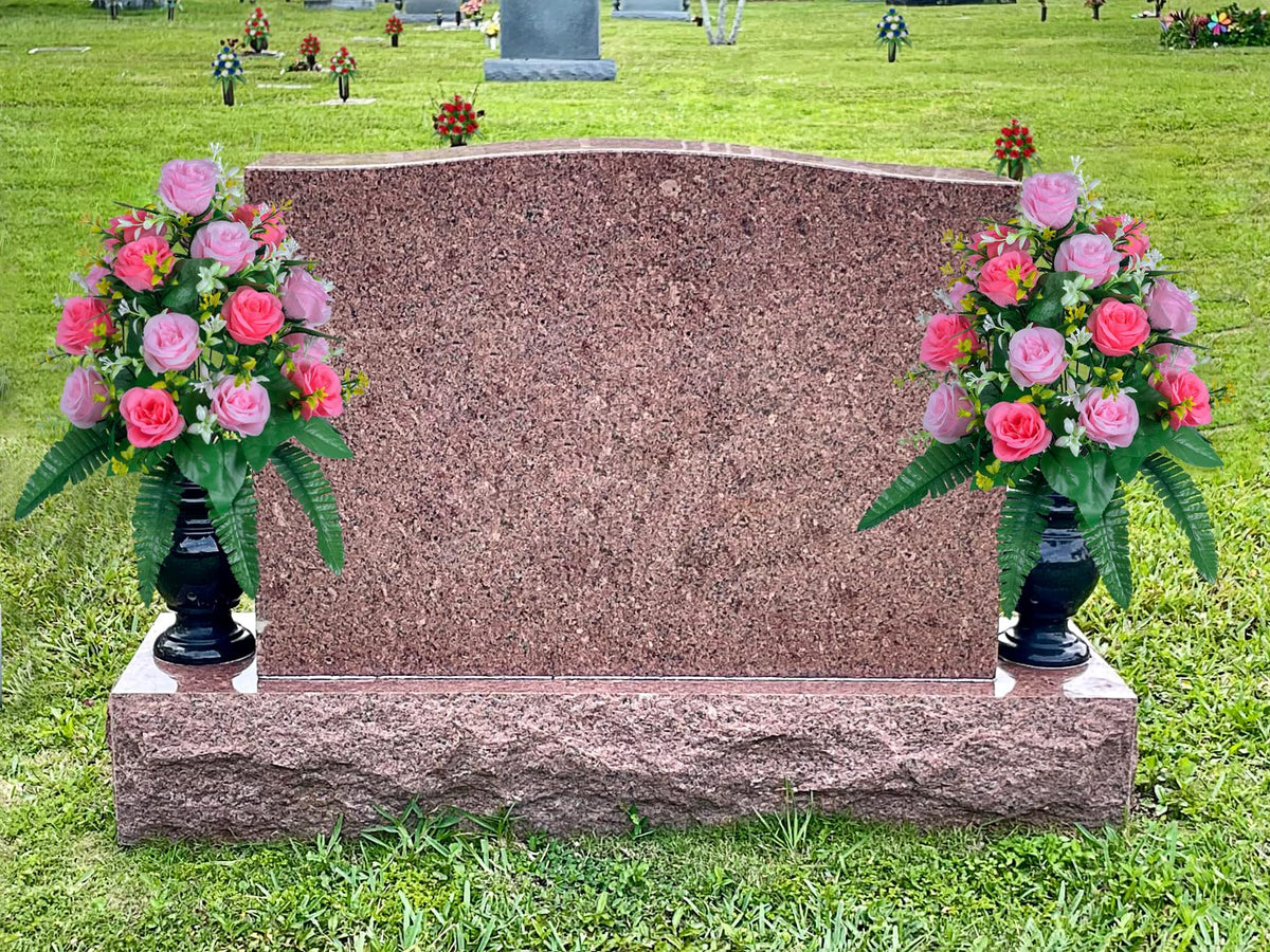 DONODA rose bouquet light pink with 18 heads, ideal for outdoor graves.