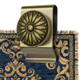 Doselves tapestry clamps-pack display ready, secure grip for varied textiles.