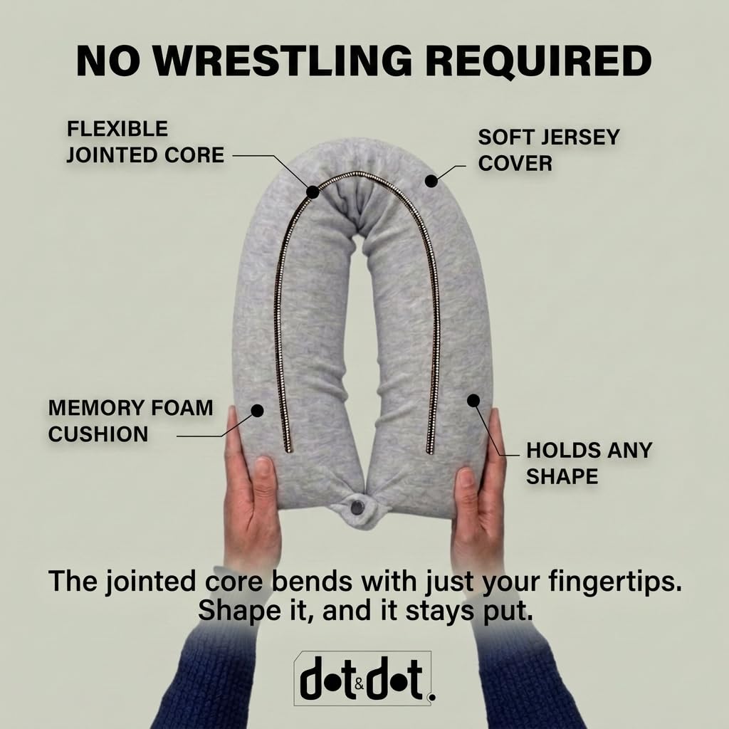 Dot&Dot Twist pillow folded for compact packing during travel