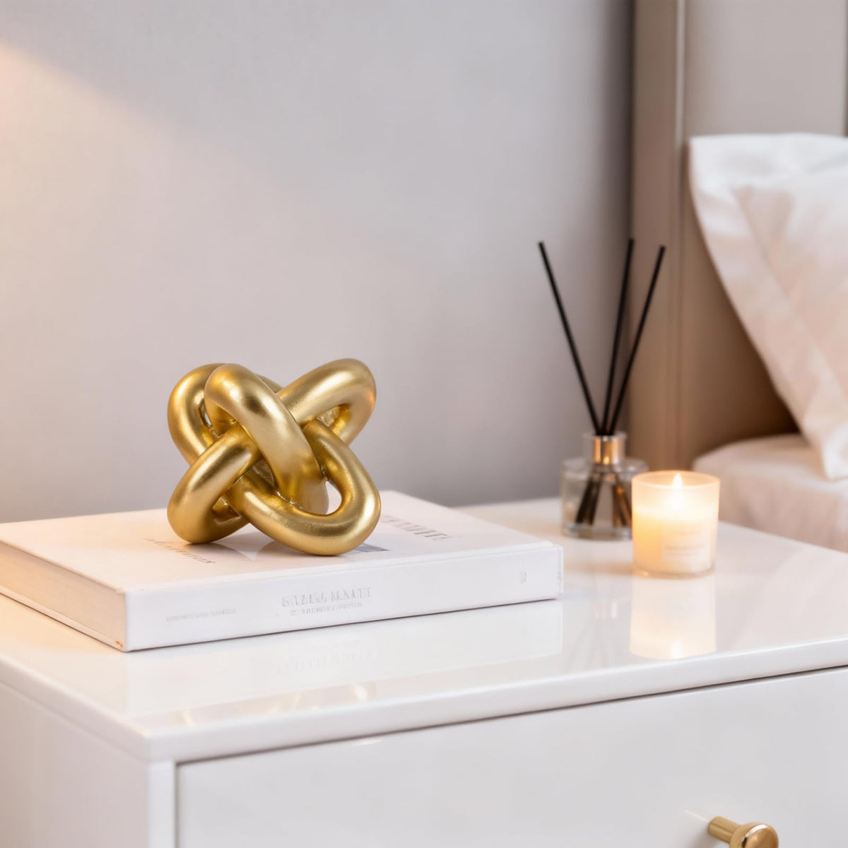 DOVDOV Geometric Knot Decor on shelf brings contemporary charm.