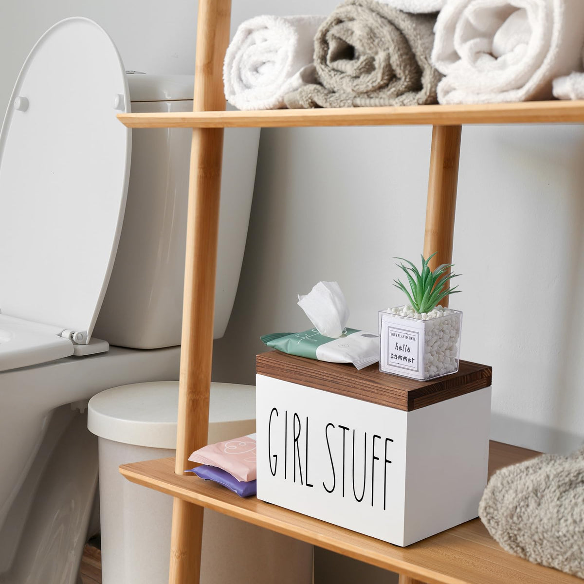 DRASTAR pad-tampon organizer divider shows adjustable space for different sizes.
