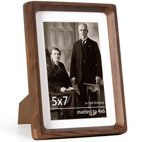Dreamland 5x7 frame with bevel-front showcasing memories gracefully.