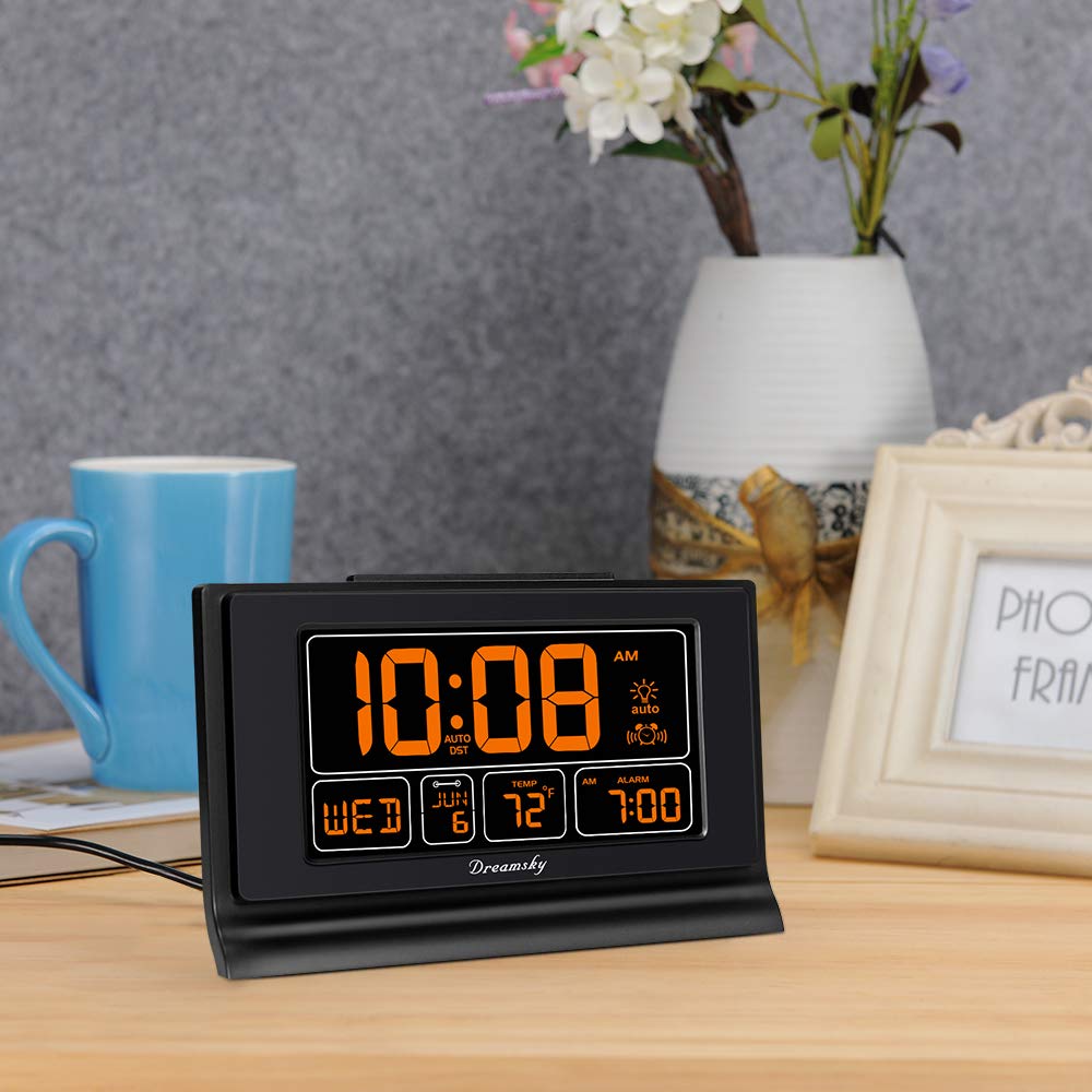 DreamSky auto time set feature uses DST and time zones for accurate wake times.