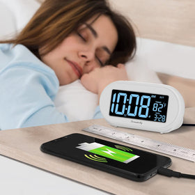 DreamSky clock featuring backup battery to preserve settings.