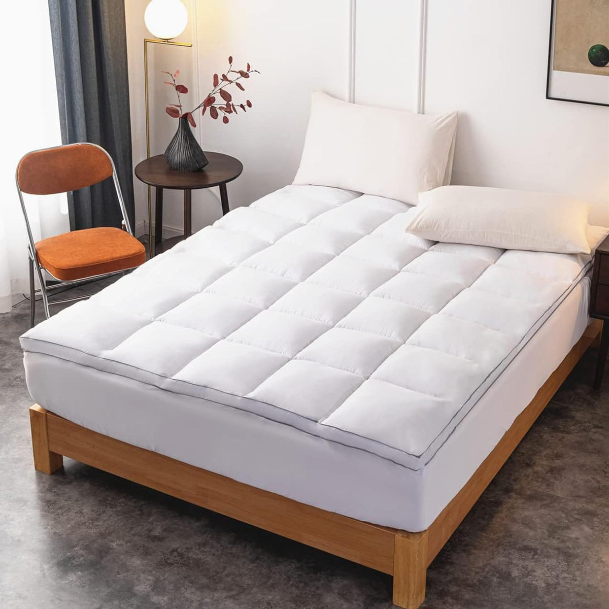 DROVAN bedroom scene conveys cooling sleep and moisture-wicking comfort.