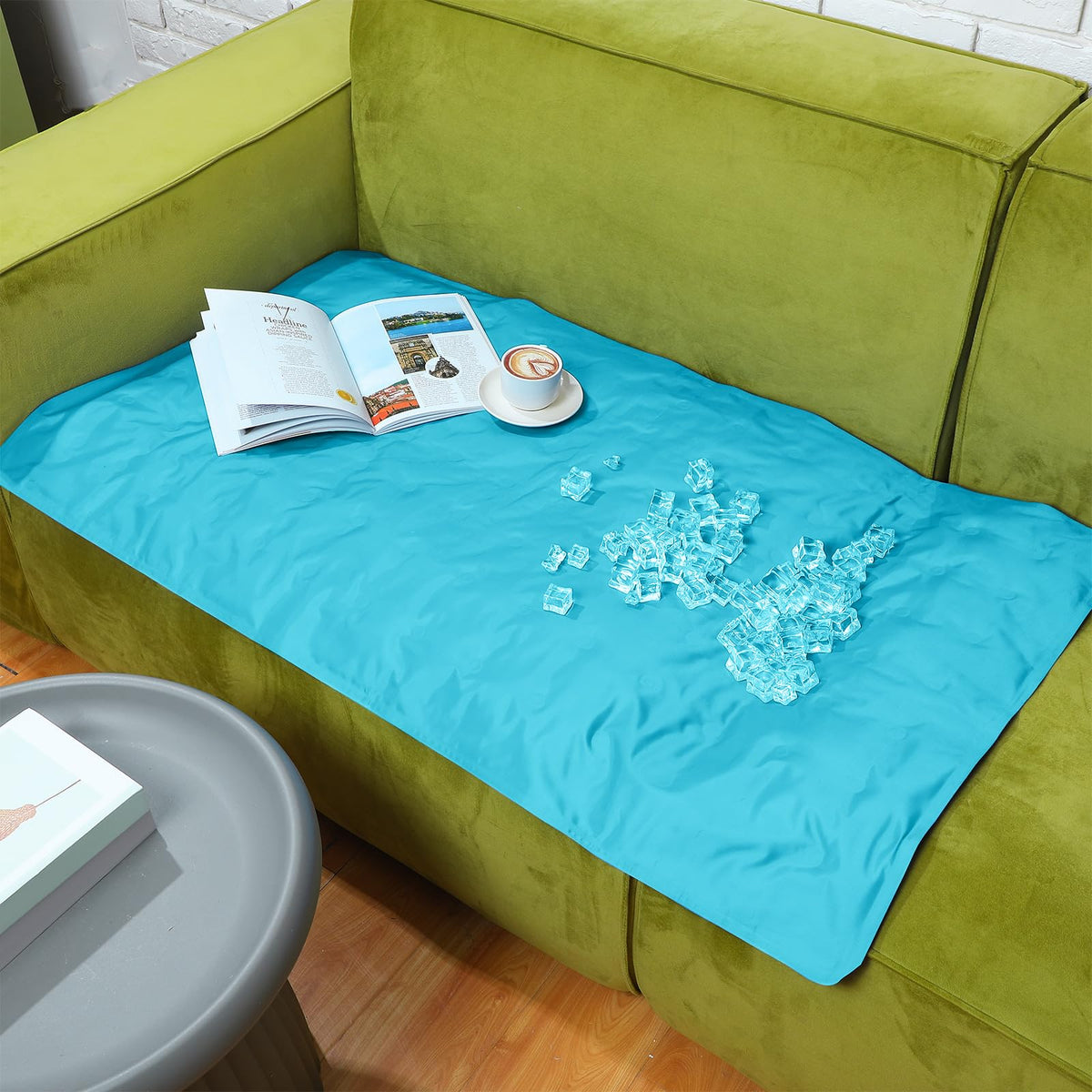 Drydiet Cooling Pad Mat easy cleaning with mild soap and water.