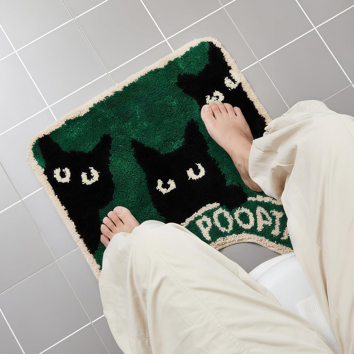 Drydiet machine-washable toilet mat is easy to refresh with cold water.