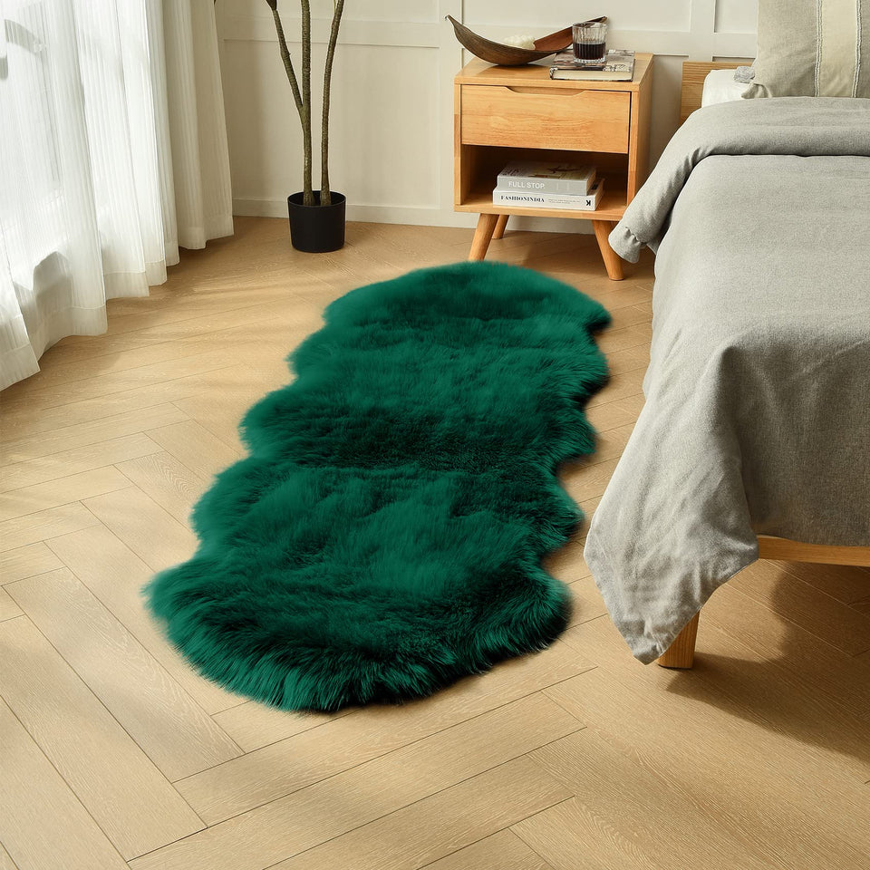 Duduta emerald green faux sheepskin runner rug for cozy bedrooms.