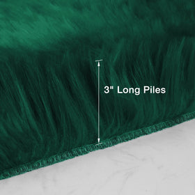 Duduta emerald green faux sheepskin runner rug on dorm room floor.