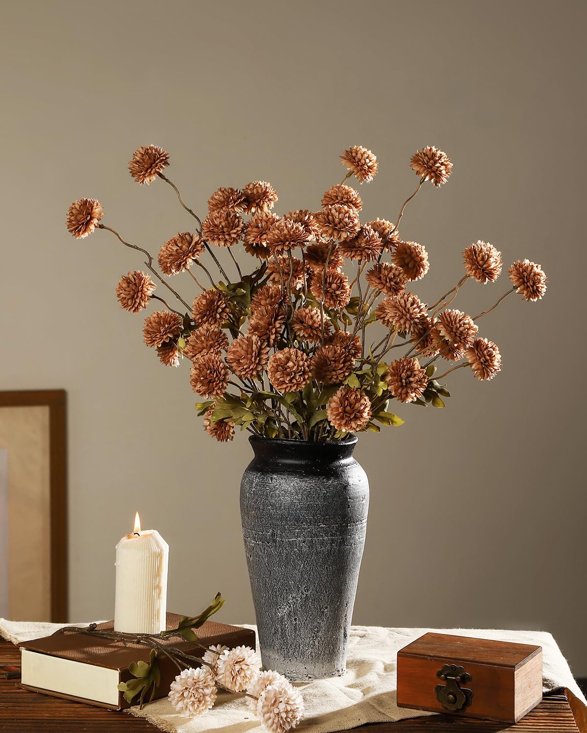 DuHouse DIY wedding centerpieces with these stems offer customizable designs.