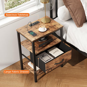 DUMOS 3-tier-storage maximizes compact space for books and devices.