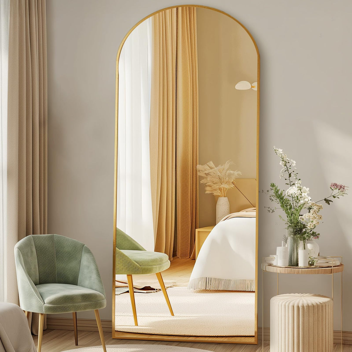 DUMOS modern mirror complements living rooms and bedrooms