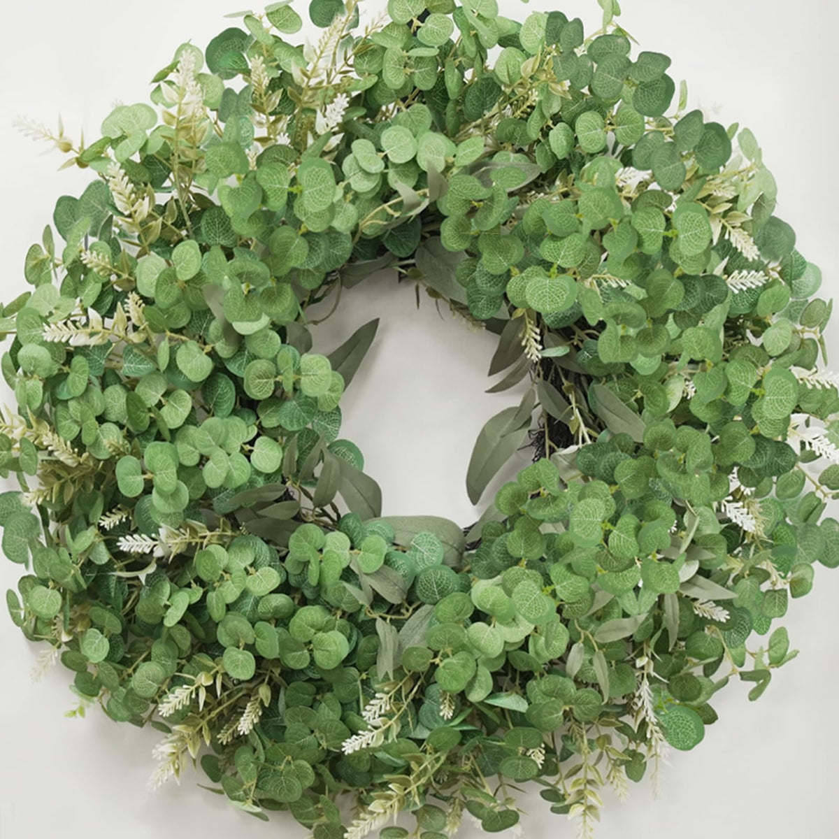 Dushle outdoor indoor wreath adapts to entryways and living spaces