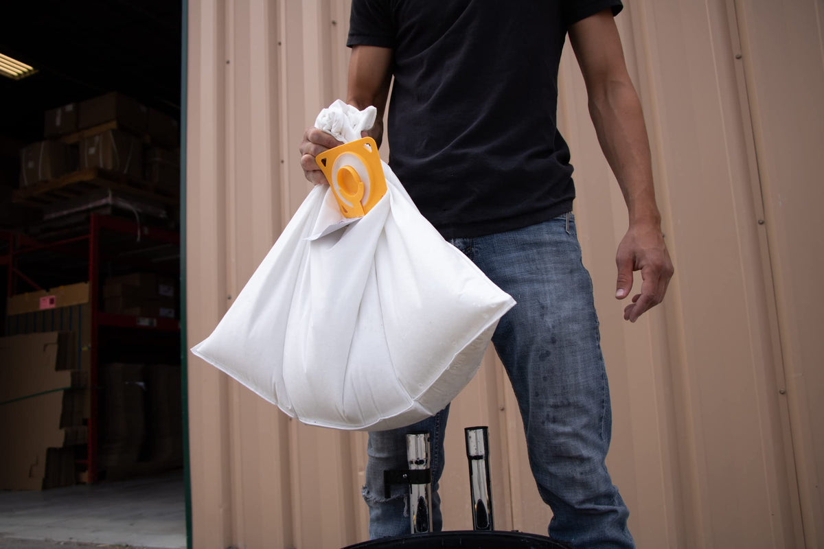 Dustless Wunderbag filters to 0.5 microns, helping keep incoming air cleaner.