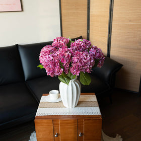 DUYONE handmade hydrangea bouquet with leaves for natural detail.