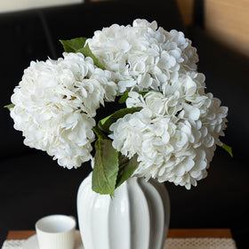 DUYONE 22-inch hydrangea bouquet in white for elegant centerpieces.