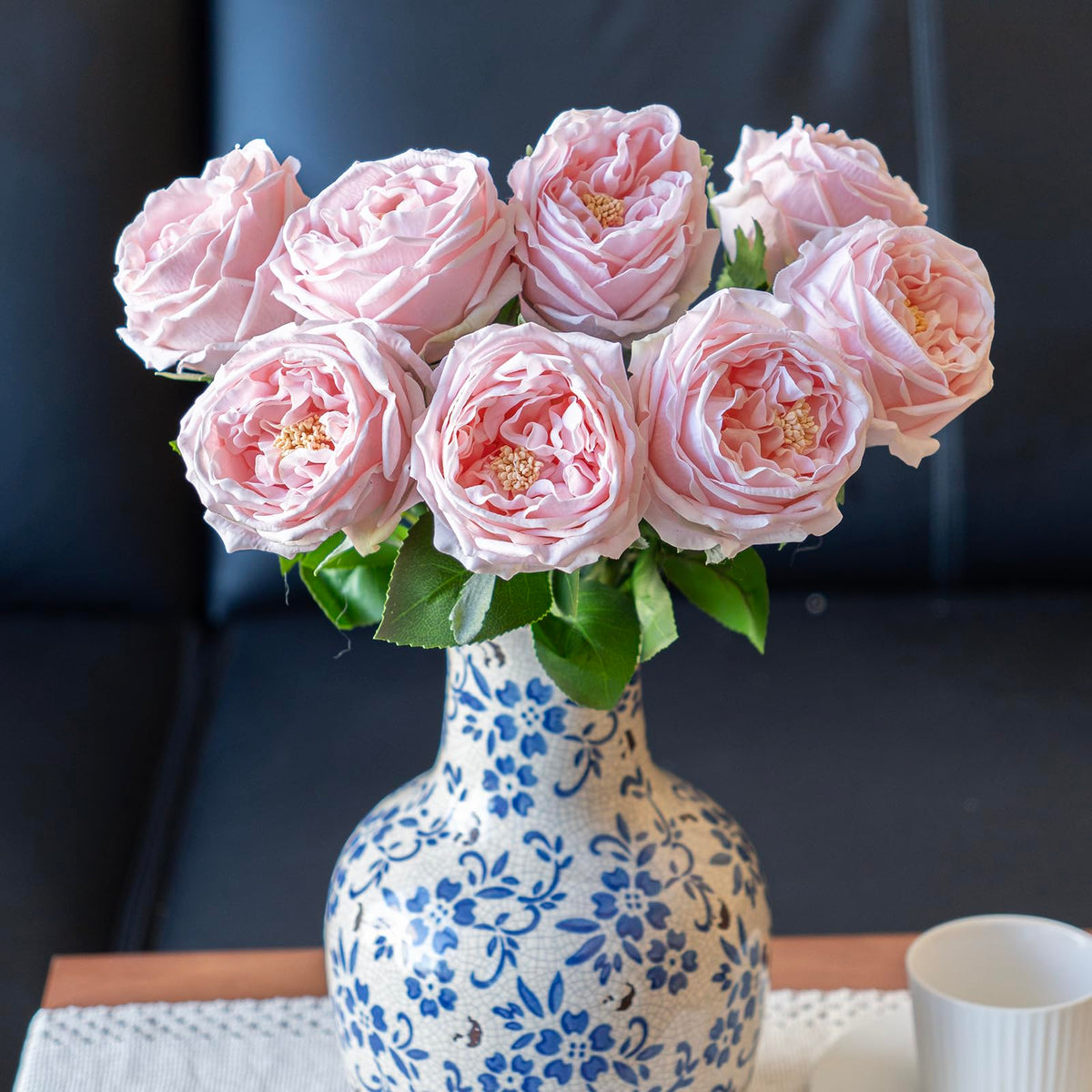 DUYONE latex roses show veined leaves and soft texture.