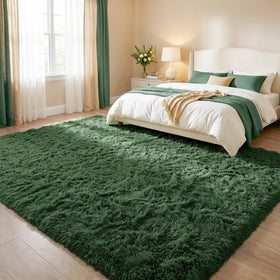 DweIke fluffy dark green rug closeup highlights texture and fluff