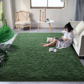 DweIke fluffy dark green rug front view for cozy spaces