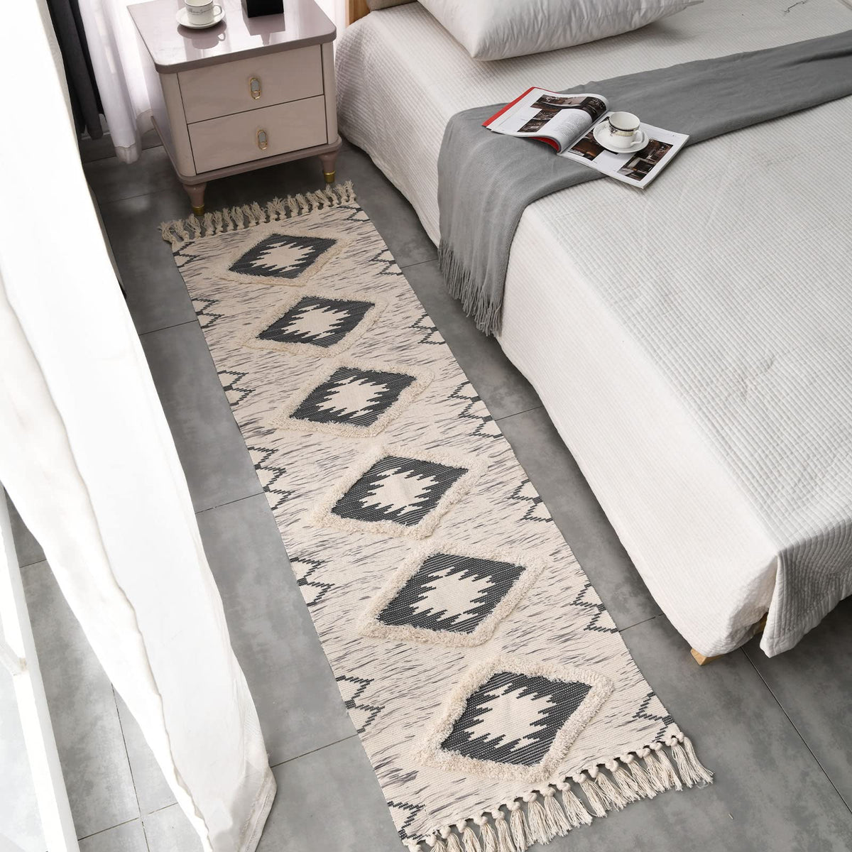 DXGJOKR kitchen-hallway rug texture that hides dirt well.