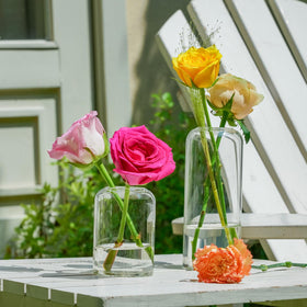 DYMFADFB versatile vase can hold fresh flowers or aromatherapy sticks