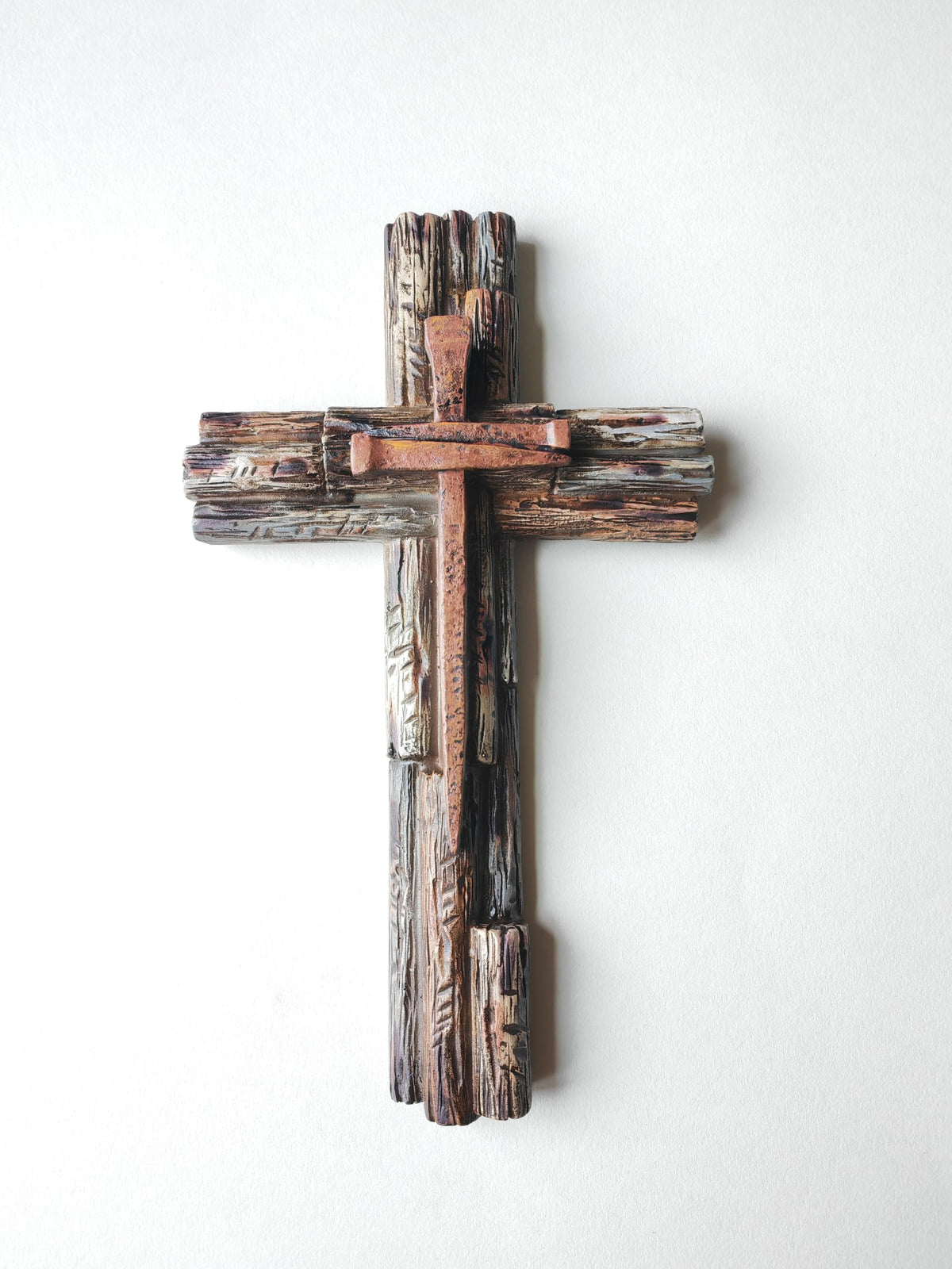 Eagrafts cross suitable for indoor or sheltered outdoor display