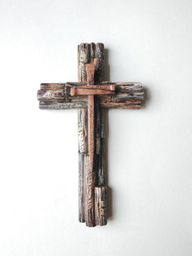 Eagrafts cross suitable for indoor or sheltered outdoor display