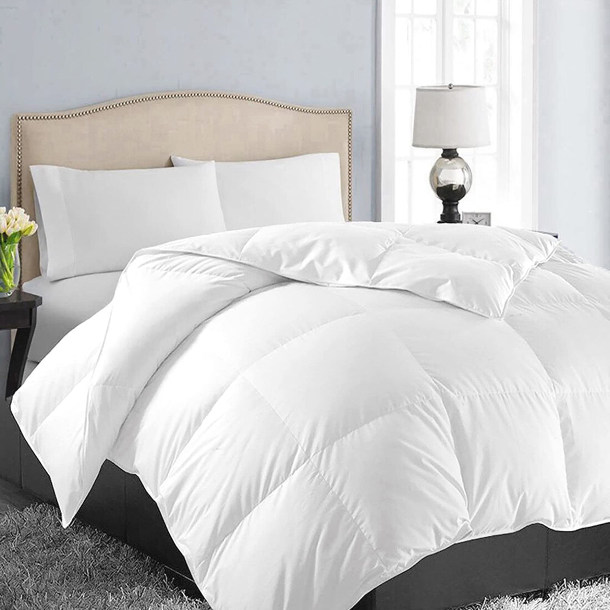 EASELAND quilted duvet insert with corner tabs for all-season warmth.