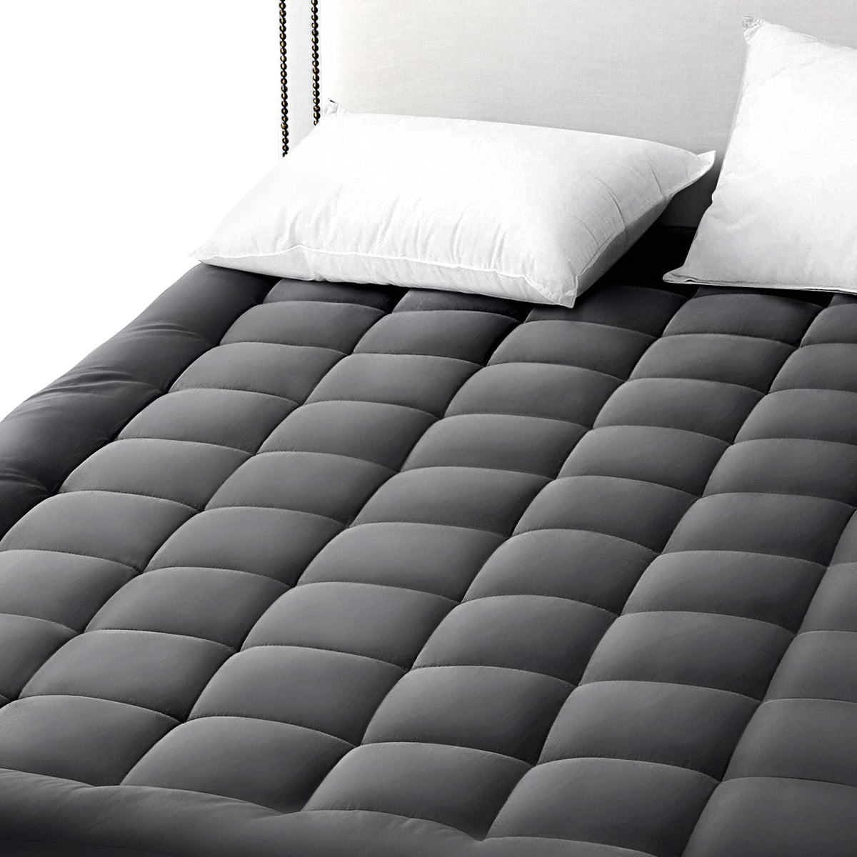 EASELAND king mattress protector provides cushioned protection for everyday use.