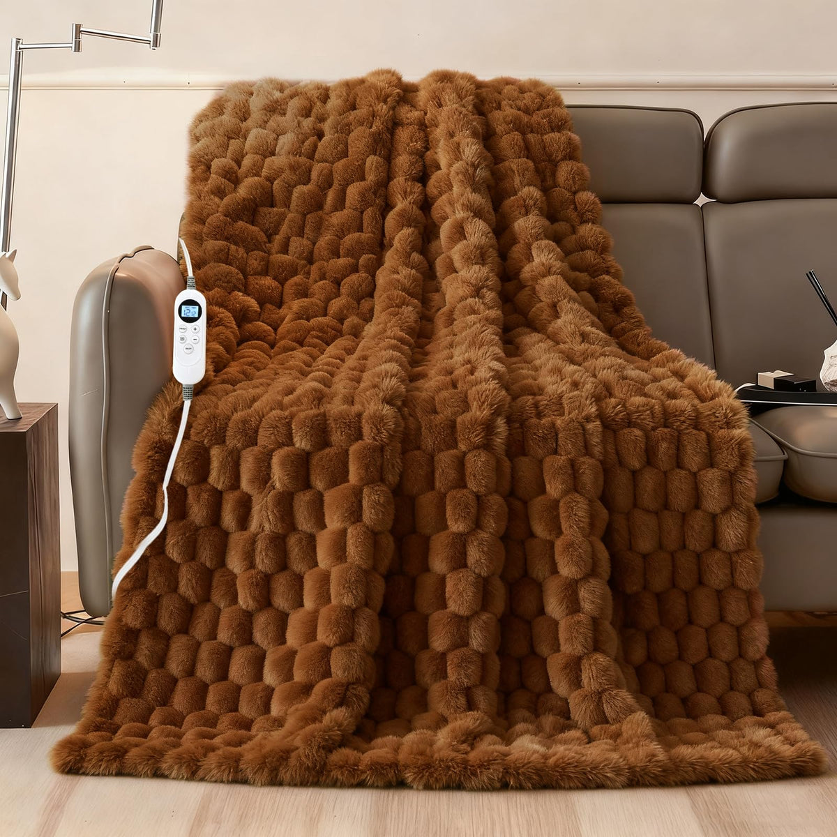 Eastsora heated blanket throw with soft faux fur for luxurious warmth