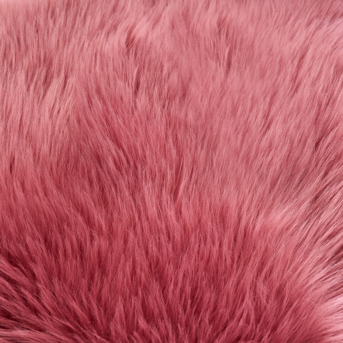 EasyJoy blush pink 2x6 rug brightens bedrooms and living areas.