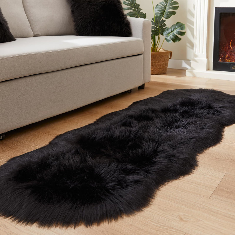 EasyJoy ultra-soft fluffy shaggy rug close-up showing plush 7cm velvet pile