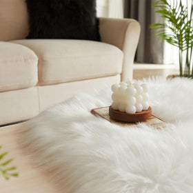 EasyJoy 7cm velvet pile delivers luxurious texture underfoot.