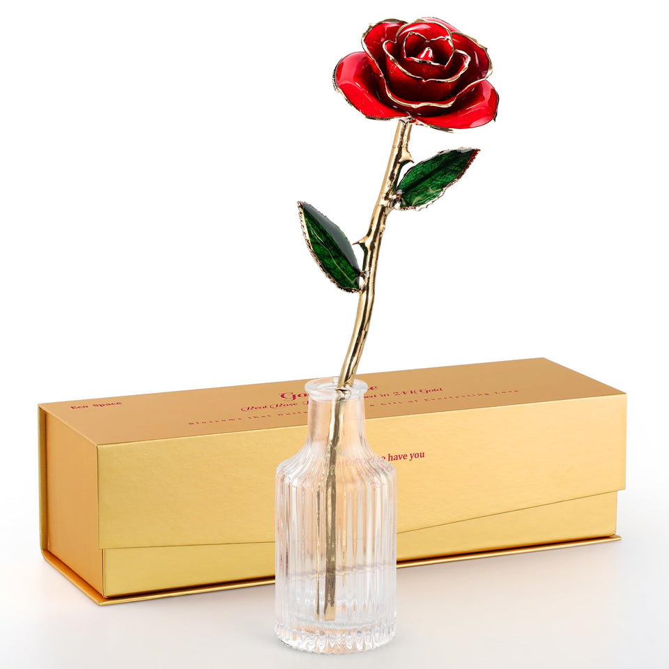 ECO SPACE 24K Gold-Dipped Rose petal close-up shows meticulous craftsmanship and keepsake value.