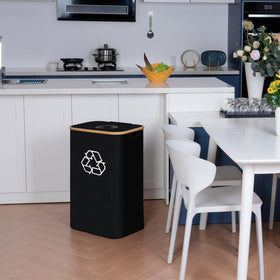 efluky easy-assembly with four corner rods simplifies setup.