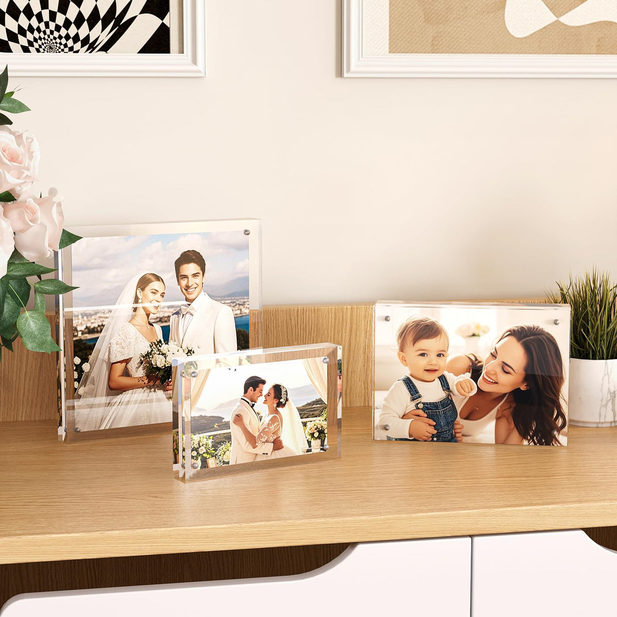 Egofine magnetic corner frames enable secure picture mounting.