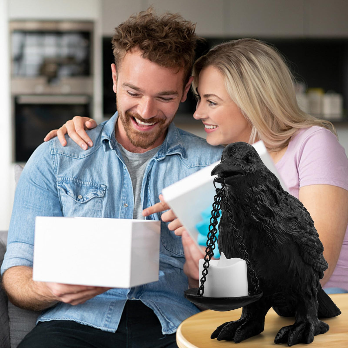 Ehuoyan gift-ready goth raven decor suits fans of macabre chic.
