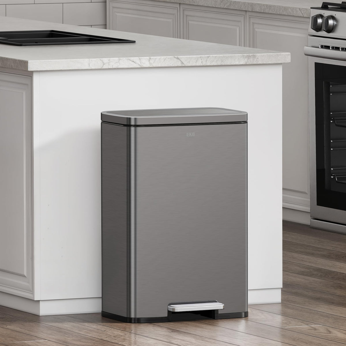 EKO Madison single-compartment design suits trash or recycling needs.