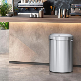 EKO Urban 60L brushed stainless steel with fingerprint resistance for low maintenance.