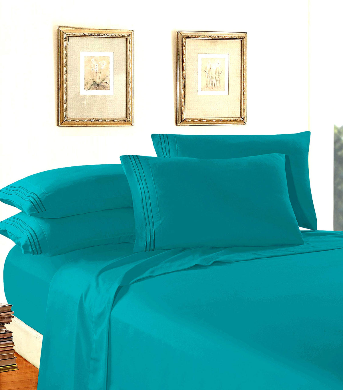 Elegant Comfort pillowcases close-up shows soft texture and luxurious comfort for restful sleep.