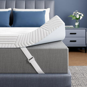 ELEMUSE 3-Inch Gel Memory Foam Topper close-up shows plush, cooling texture.