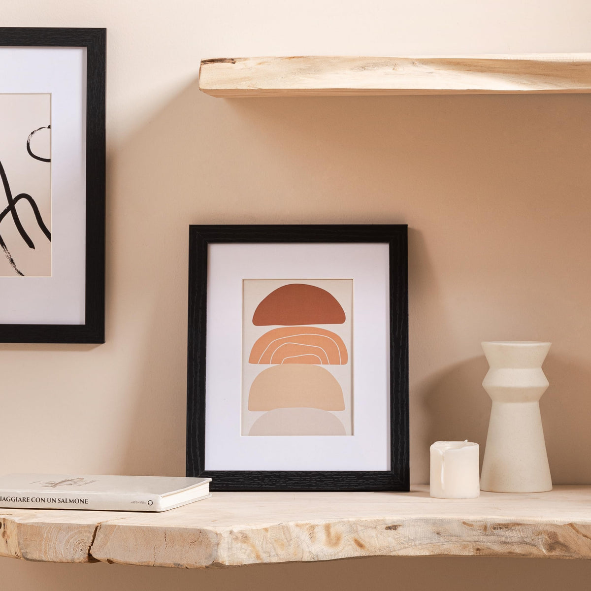 eletecpro back stand supports stable tabletop display.