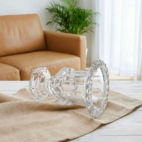 ELFULLY dining table centerpiece using the urn vase for gatherings.