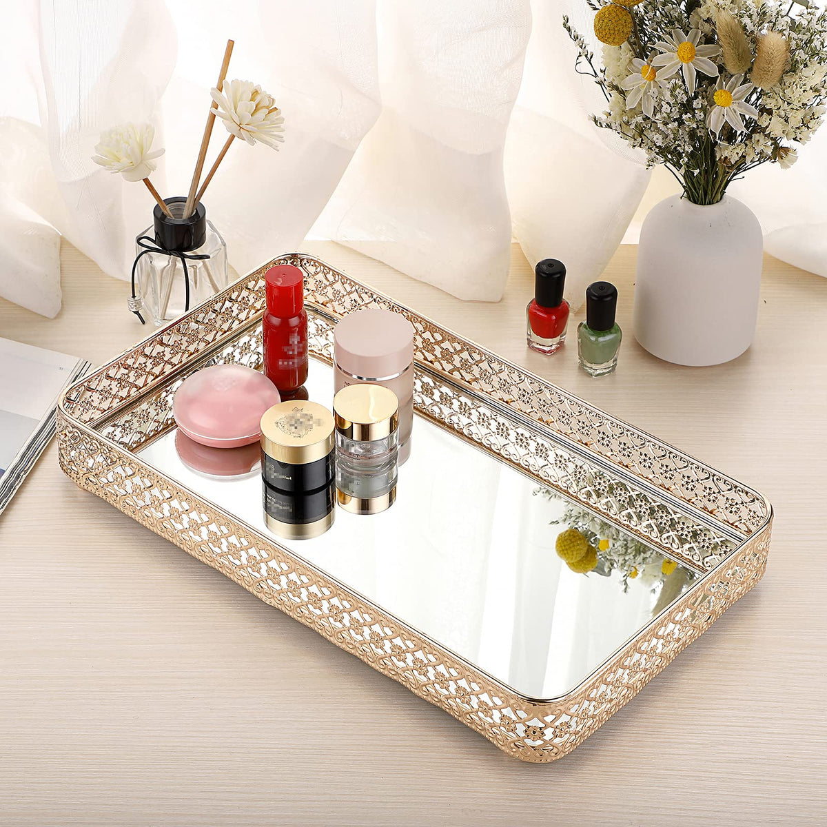 ELLDOO decor complements bars, offices, and cafes for chic storage.