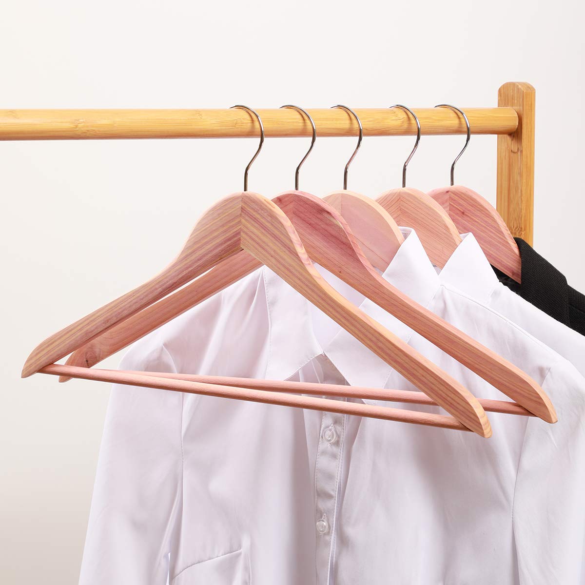 ELONG HOME cedar-scented hanger refreshing closet and protecting fabrics.