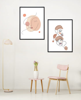 Wall display using multiple ELSKER&HOME frames in a coordinated setup