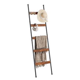 ELYKEN blanket ladder front view shows a tidy, decor-ready display.
